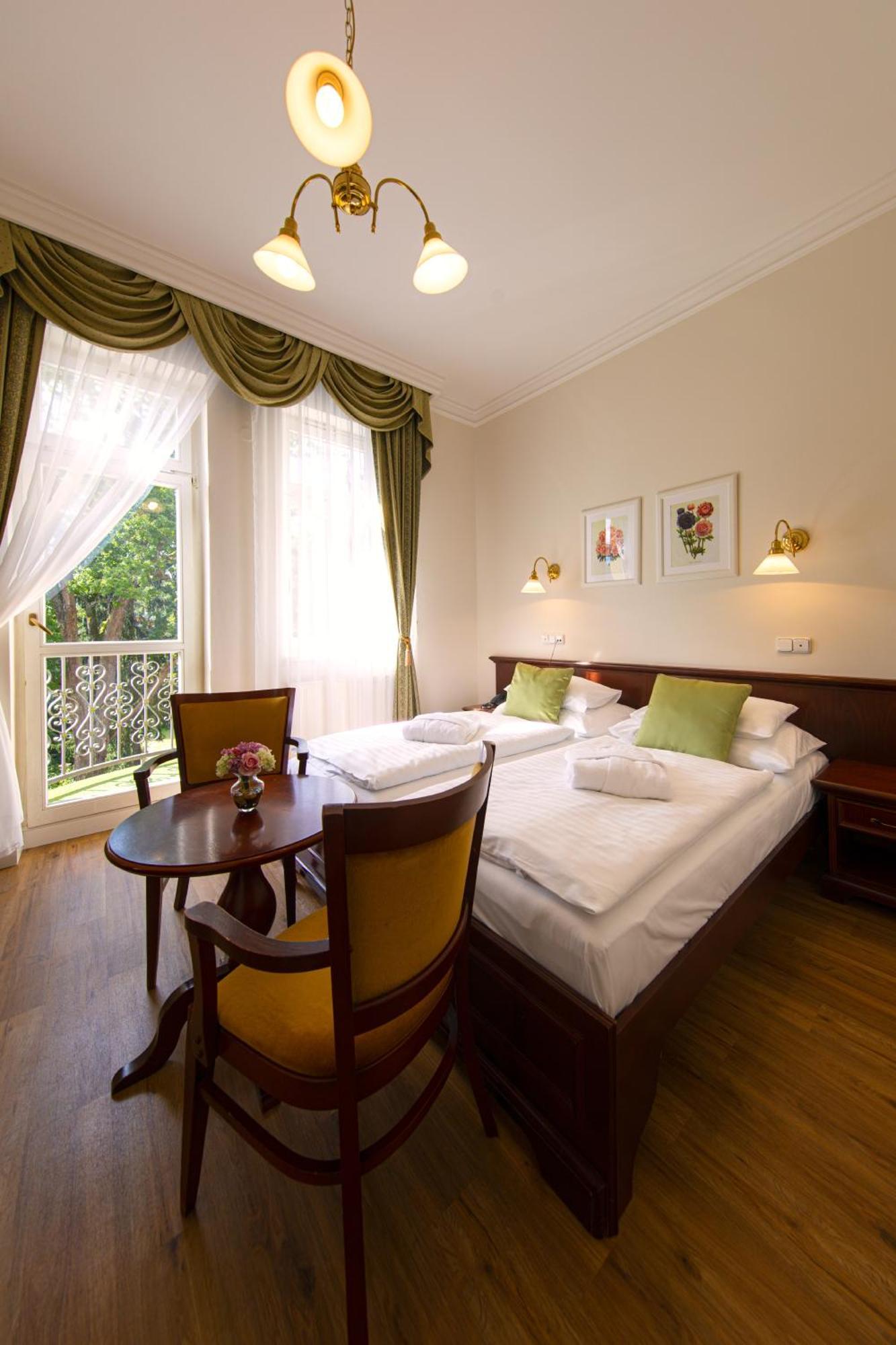 Parkhotel Richmond Karlovy Vary Exterior foto